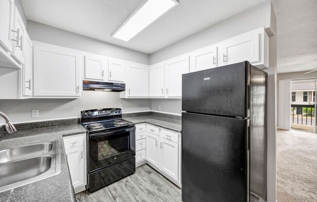 2 beds, 2 baths, 946 sqft, $1,190, Unit 807G