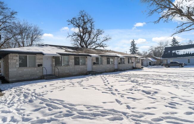 5410 / 5416 N Lacey St