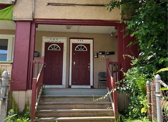 502 EDGEWOOD ST