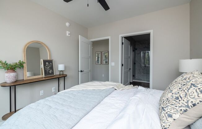 2 beds, 2 baths, 1,293 sqft, $3,795, Unit 201