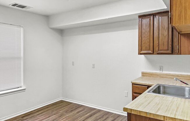 Spacious 5 Bedroom Home with Flexible Living Spaces