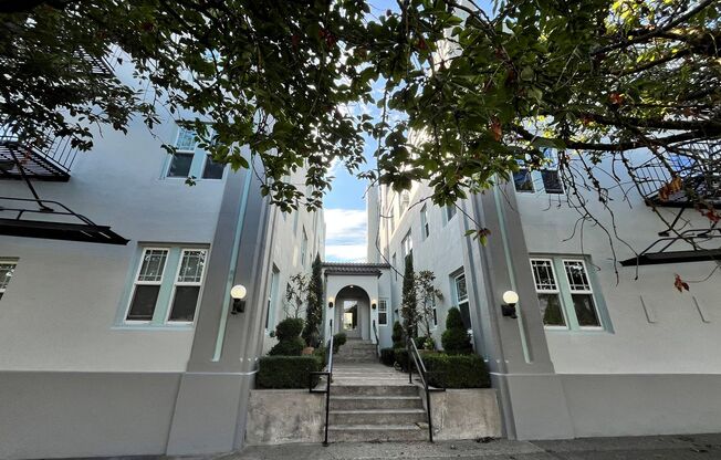 Castle Manor by Star Metro