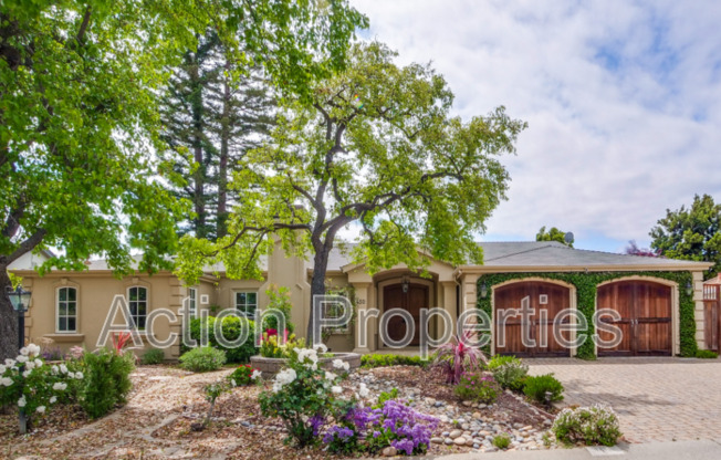 450 JUANITA WAY