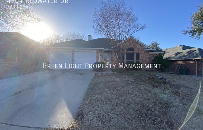 4904 REDWATER DR
