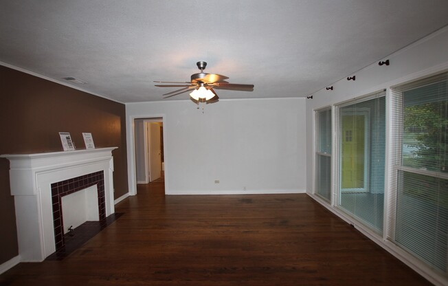 Available-Adorable Large 3 bedroom Home near Downtown!