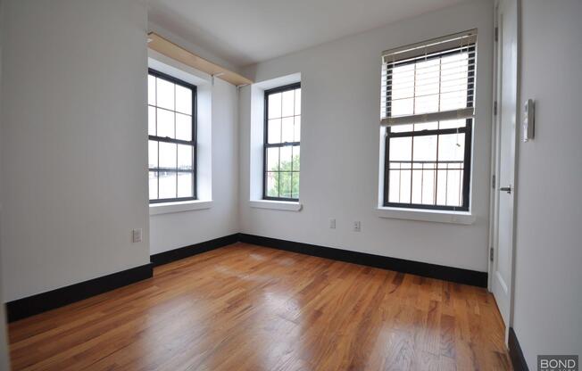 298 HUMBOLDT ST