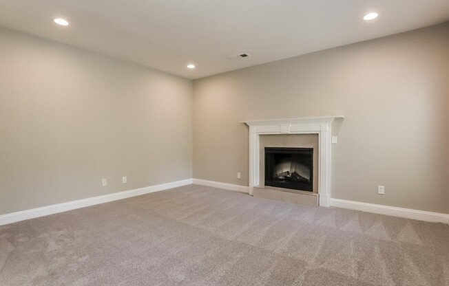 1299 VONDA LN
