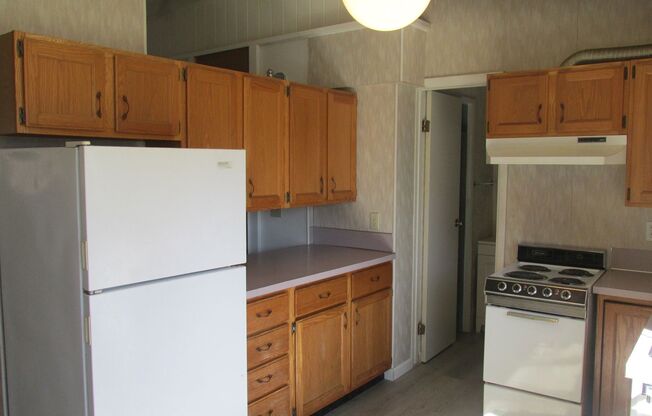 1 bed, 1 bath, 722 sqft, $1,545