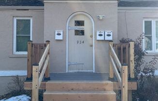 1 bed, 1 bath, $1,610, Unit Unit B (Top Floor)