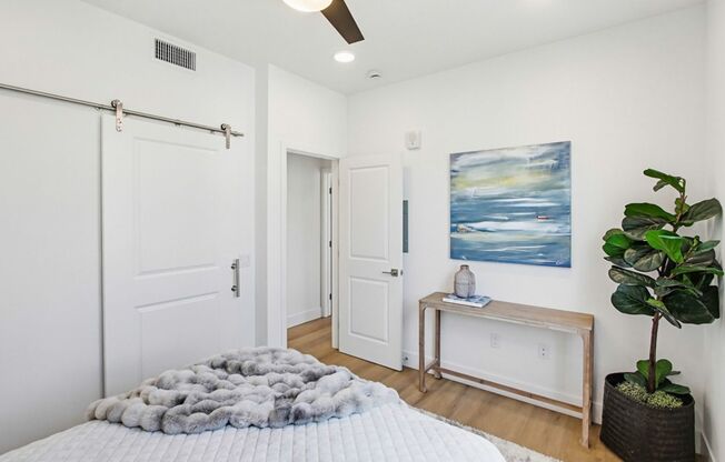 2 beds, 2 baths, 725 sqft, $2,995, Unit 3301