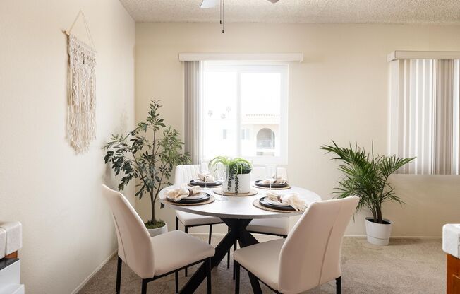 Casa De Windsor - North Clairemont