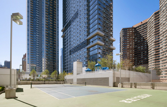 1 bed, 1 bath, $4,700, Unit 5E