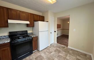 3 beds, 2.5 baths, $2,300