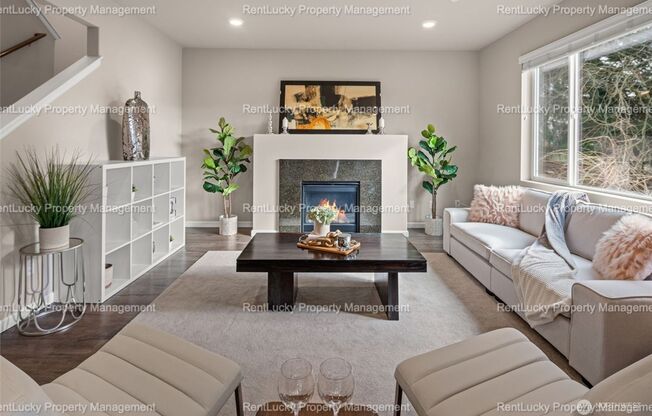 Stunning Like-New Home in Arbor Mist – Prime Location Near Shops & Transit