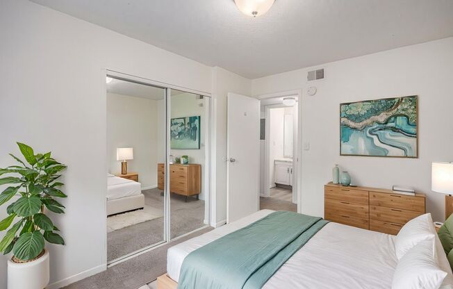 2 beds, 1.5 baths, 1,060 sqft, $1,255, Unit 7050 Unit #229