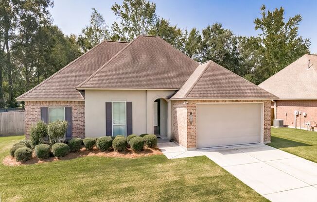 4 Bedroom House in Ascension School District