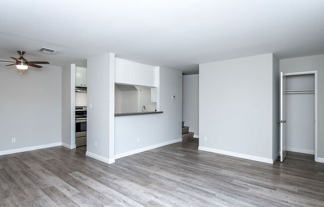 2 beds, 1.5 baths, 990 sqft, $2,395, Unit 241