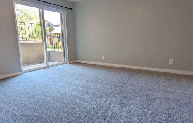 3 beds, 2 baths, 1,146 sqft, $1,695, Unit Unit 49