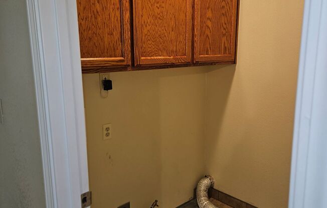 Charming 2 Bedroom 2 Bath Home Near Downtown Modesto