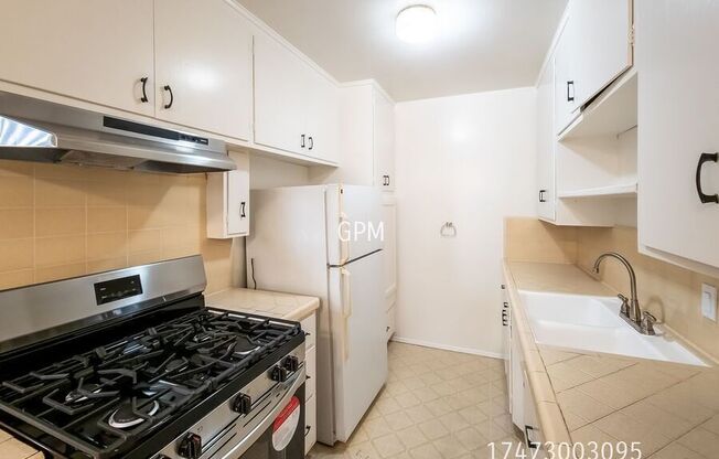 511 N CENTRAL AVE