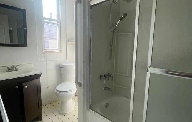 42 E 19th Street