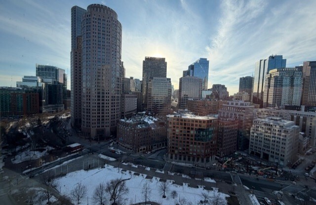 2 beds, 1 bath, 875 sqft, $3,500, Unit 20H