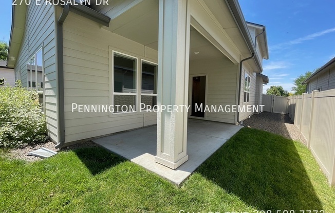 270 E ROSALYN DR