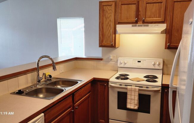 1 bed, 1 bath, 817 sqft, $1,475, Unit 9117