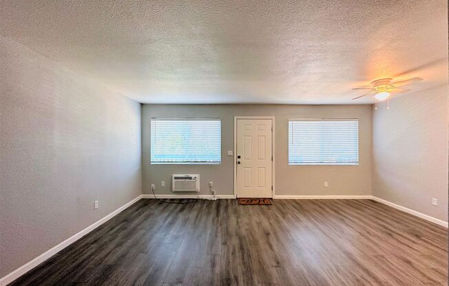 2 beds, 1 bath, 645 sqft, $1,300