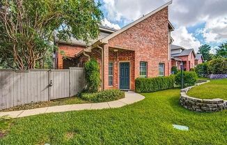 FURNISHED AND EQUIPPED LUXURY TOWNHOME  |  GATED  |  2 SWIMMING POOLS