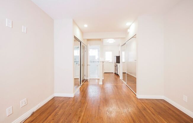 Studio, 1 bath, $1,925, Unit 129#04