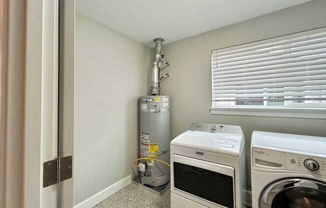 3 beds, 2.5 baths, $2,800