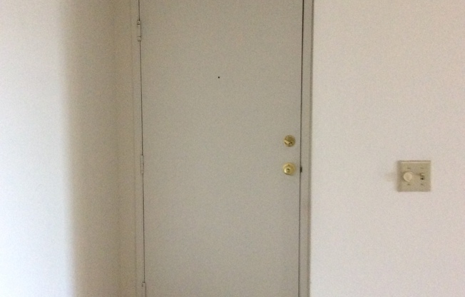 1 Bedroom, 1 Bathroom North Hollywood Condominium for Lease!