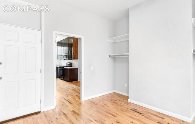 22 18 41 ST