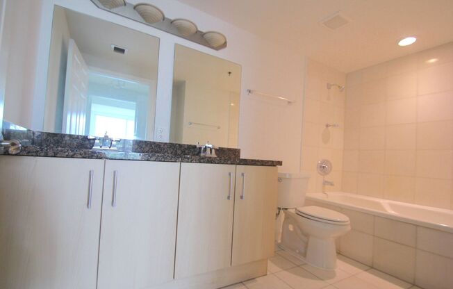 1 bed, 1.5 baths, 924 sqft, $2,700, Unit Unit 310