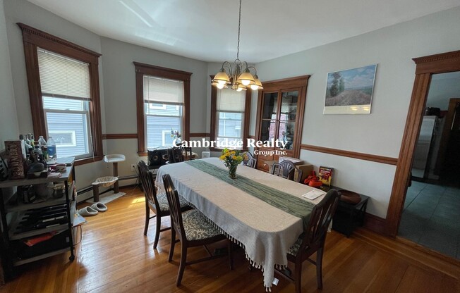 19 MAPLETON ST