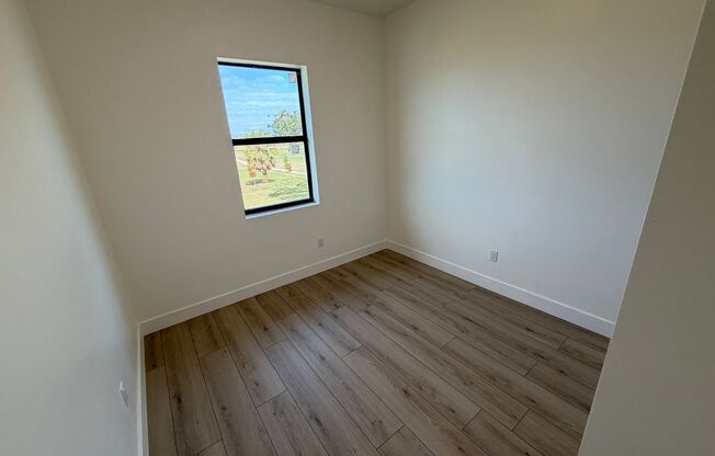 3 beds, 2 baths, 1,155 sqft, $1,795