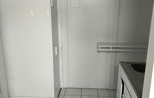 Studio, 1 bath, 340 sqft, $1,495, Unit 101