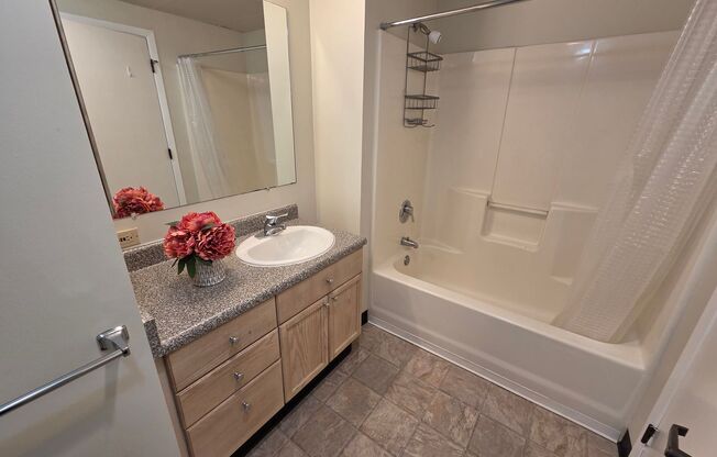 1 bed, 1 bath, 447 sqft, $1,590, Unit 509