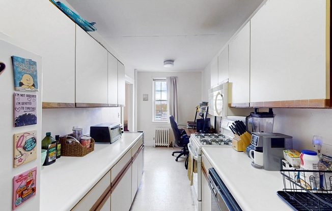 Studio, 1 bath, 475 sqft, $1,950, Unit 22