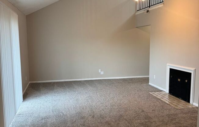Windchase Flats &amp; Townhomes