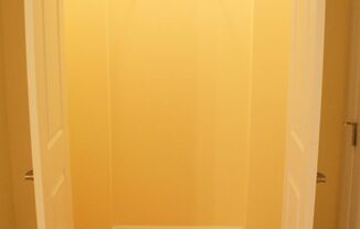 Studio, 1 bath, 457 sqft, $1,395, Unit 12S