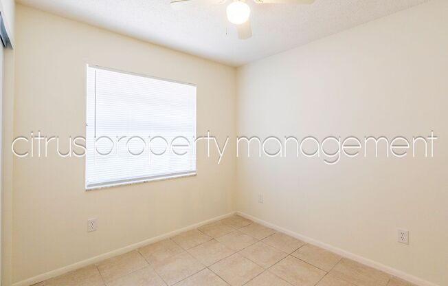 2/2 Home with fenced yard