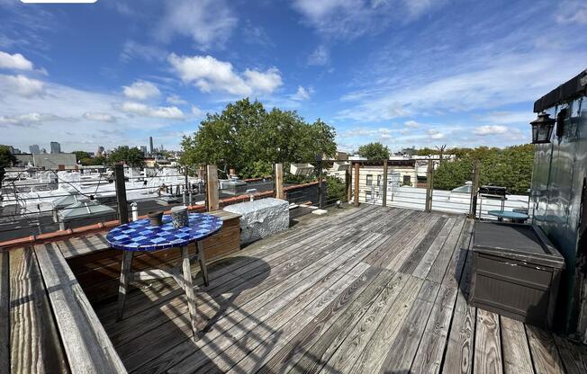 458 JEFFERSON AVE