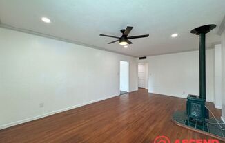 3 beds, 1 bath, $2,000