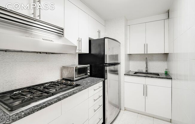 135 E 54 ST