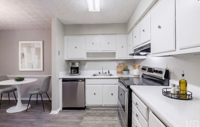 1 bed, 1 bath, 612 sqft, $895, Unit H094