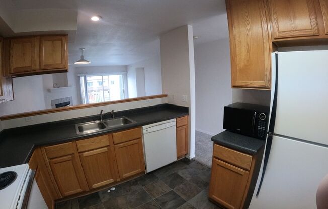 2 beds, 2 baths, $2,650