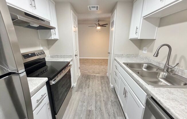1 bed, 1 bath, 714 sqft, $1,350, Unit 243B