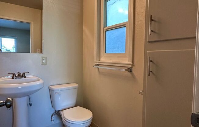 1 bed, 1 bath, $1,575, Unit 07